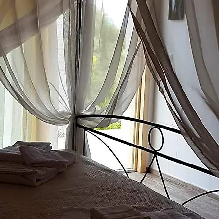 Nacchinono Couette-café