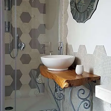 Couette-café Nacchinono 4*